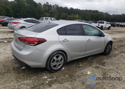 2017 Kia Forte Lx z USA, uszkodzony, nr VIN 3KPFL4A76HE072327
